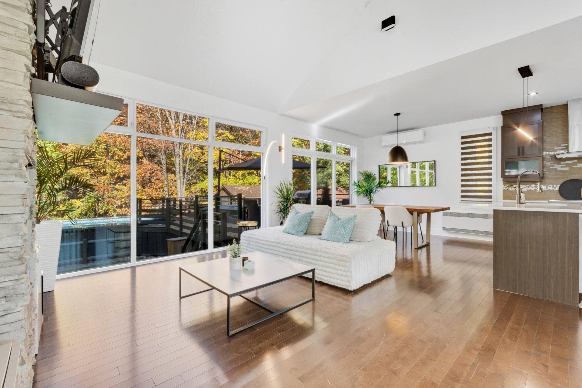 









11220


Rue de la Pierre-de-Lune

,
Mirabel,




QC
J7N0K4

