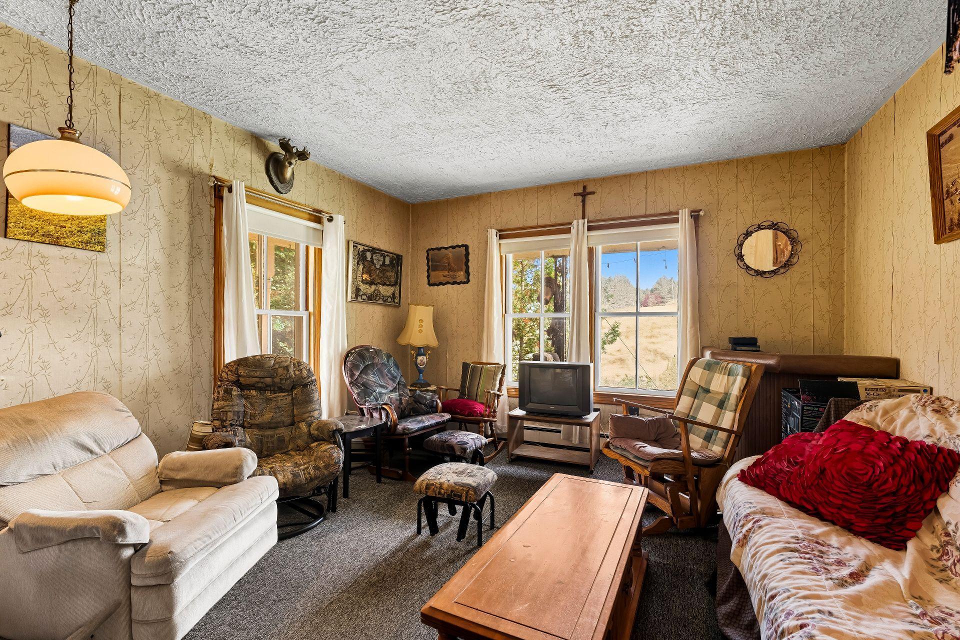 









3150


Ch. Bartlett

,
Cookshire-Eaton,







QC
J0B1M0

