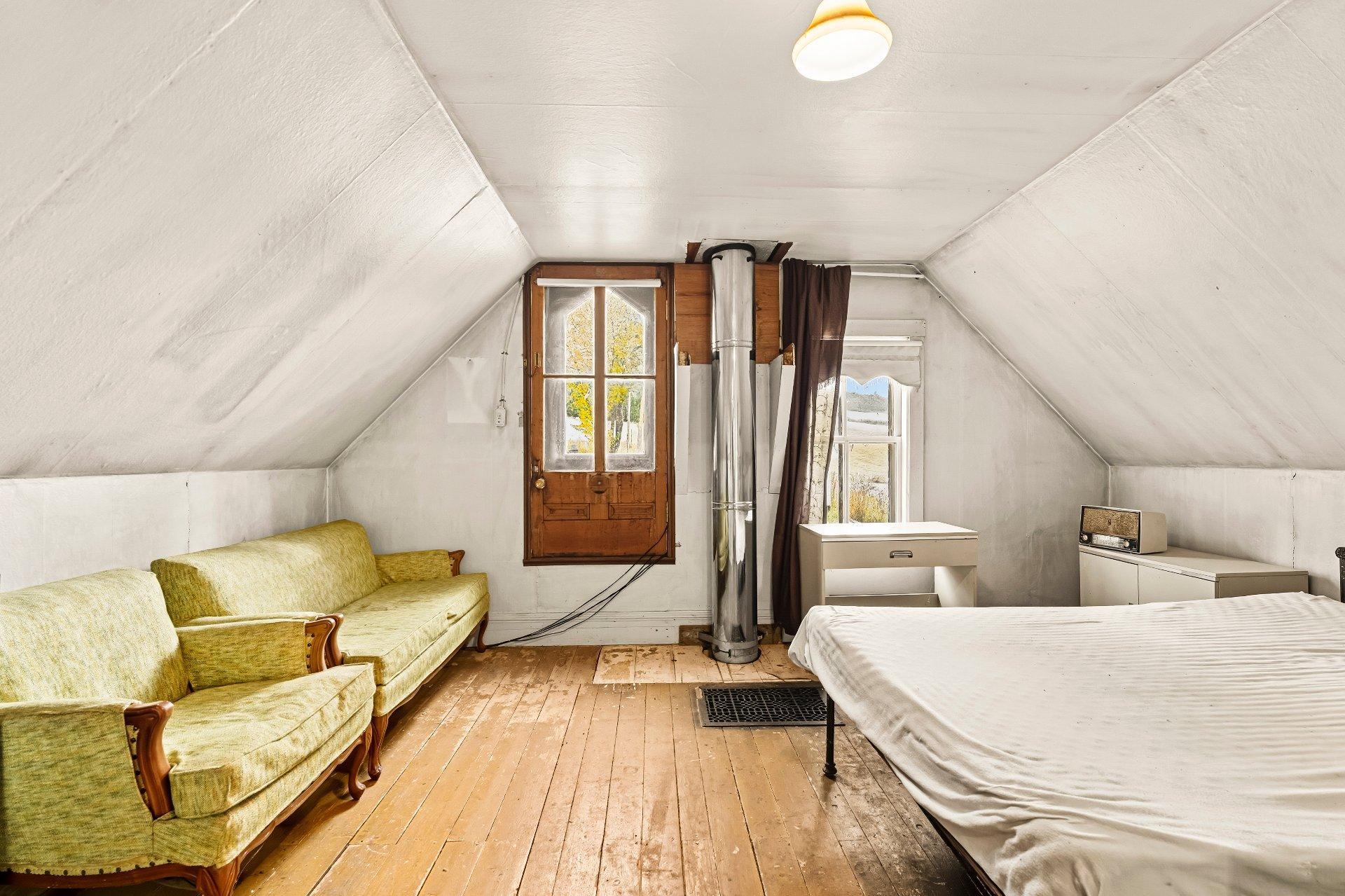 









3150


Ch. Bartlett

,
Cookshire-Eaton,







QC
J0B1M0

