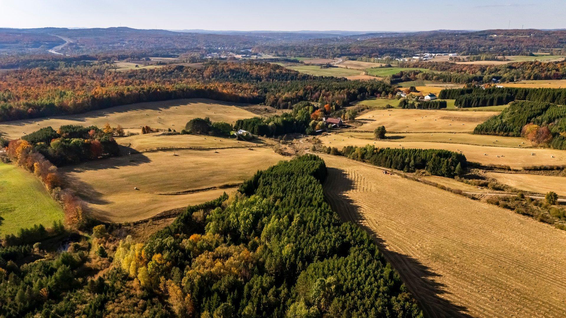 









3150


Ch. Bartlett

,
Cookshire-Eaton,







QC
J0B1M0

