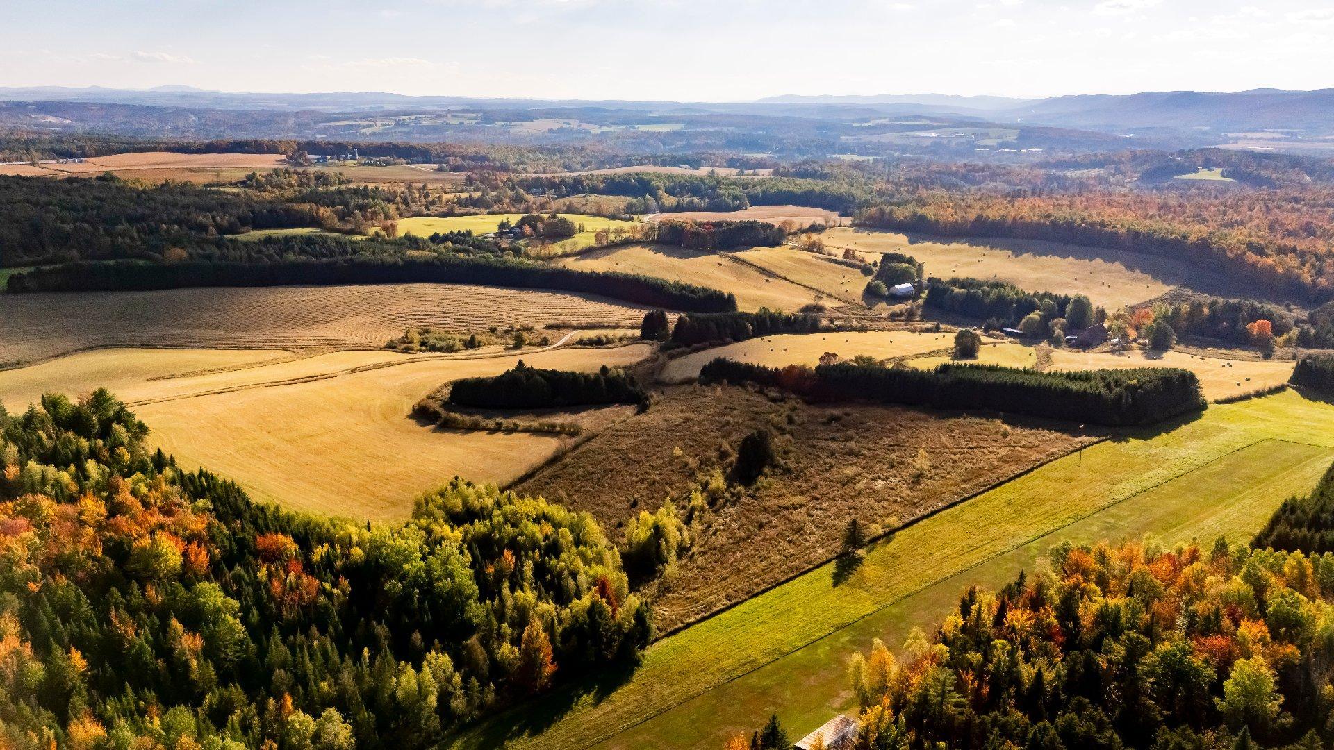 









3150


Ch. Bartlett

,
Cookshire-Eaton,







QC
J0B1M0

