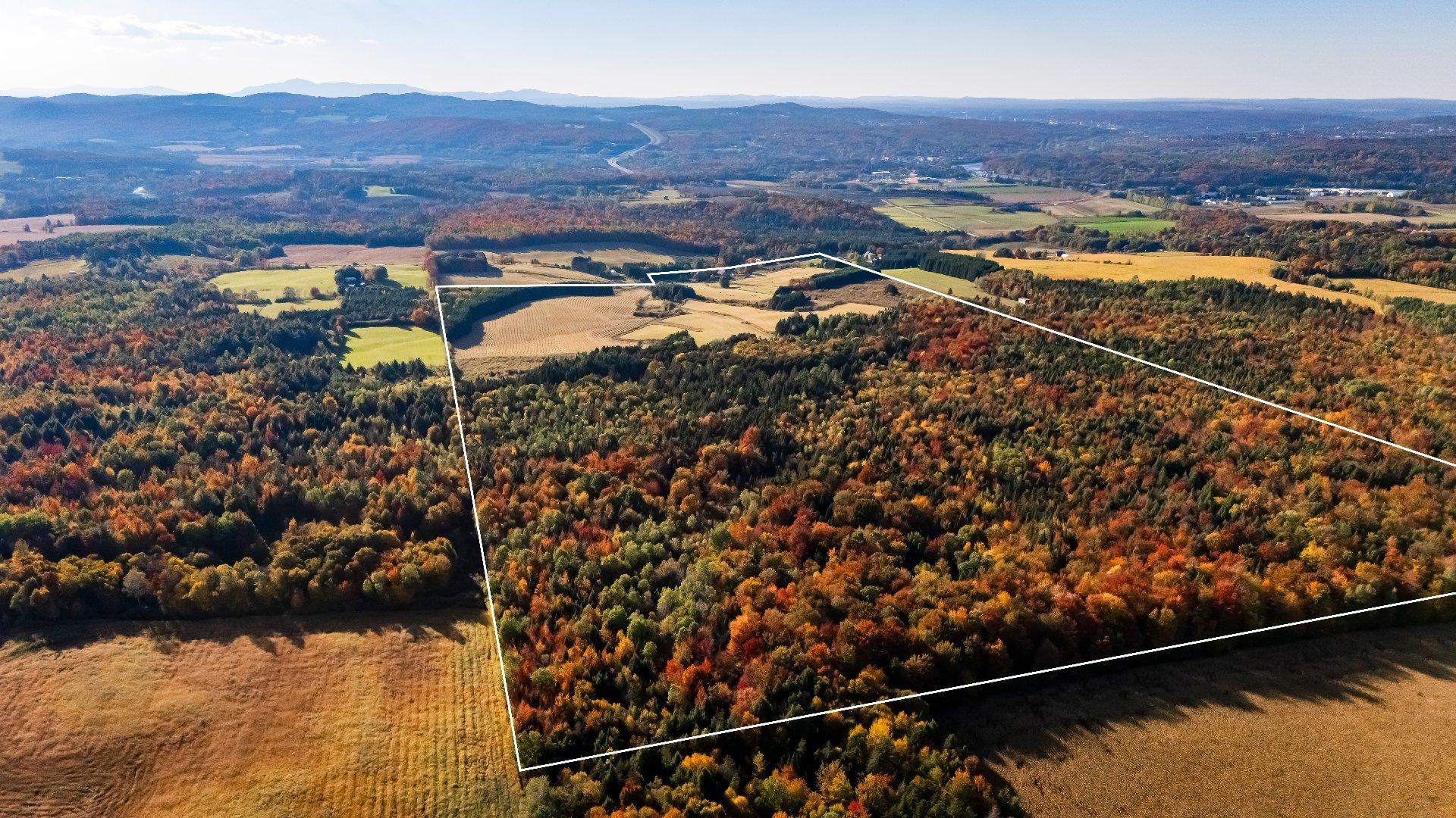 









3150


Ch. Bartlett

,
Cookshire-Eaton,







QC
J0B1M0

