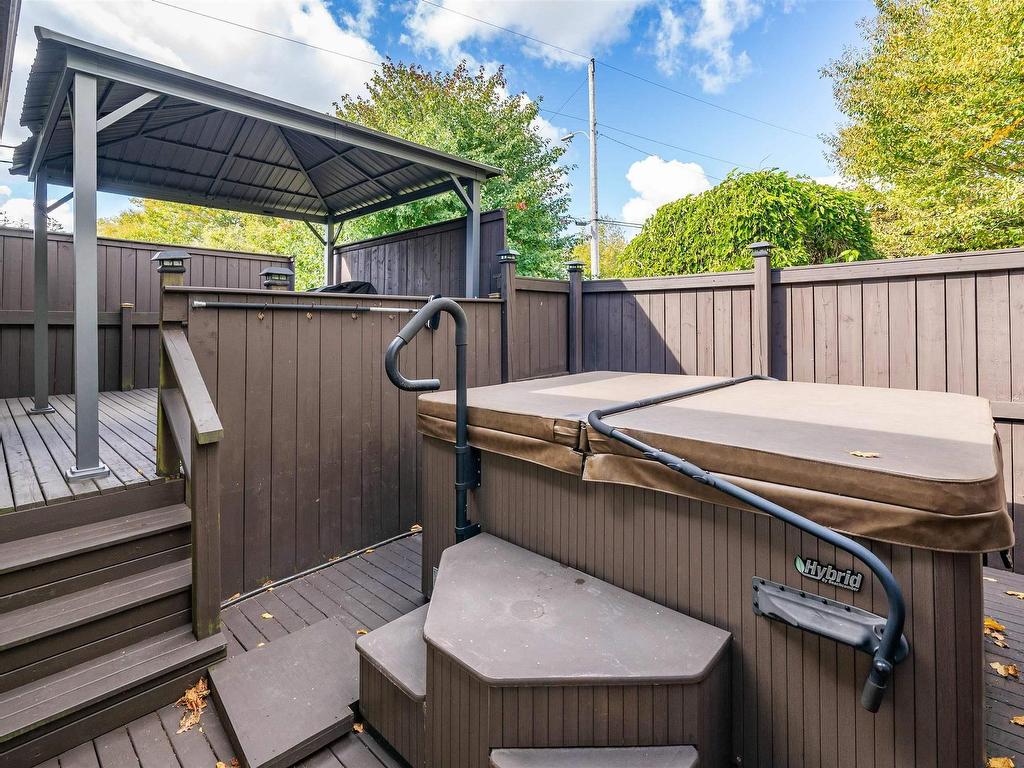 












144 Millwood Drive

,
Middle Sackville,




NS
B4E 2W8

