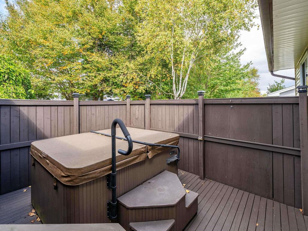 












144 Millwood Drive

,
Middle Sackville,




NS
B4E 2W8

