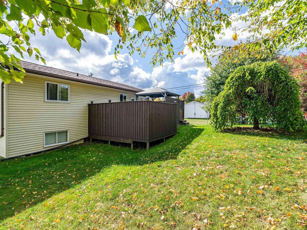 












144 Millwood Drive

,
Middle Sackville,




NS
B4E 2W8

