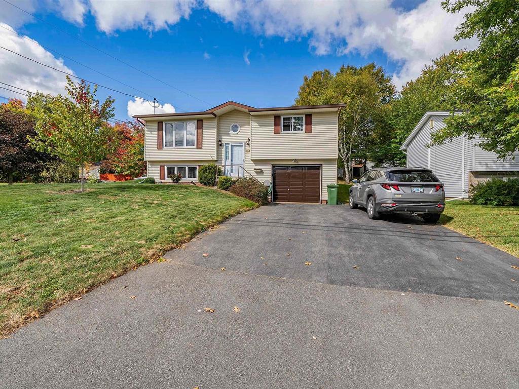 












144 Millwood Drive

,
Middle Sackville,




NS
B4E 2W8

