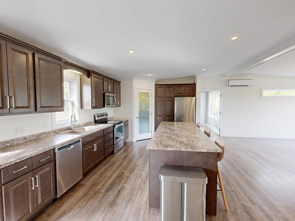 












210 Keltic Drive

,
Lawrencetown,




NS
B2Z 1M5

