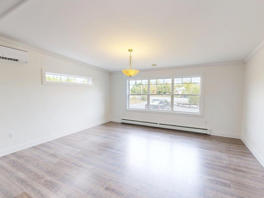 












210 Keltic Drive

,
Lawrencetown,




NS
B2Z 1M5

