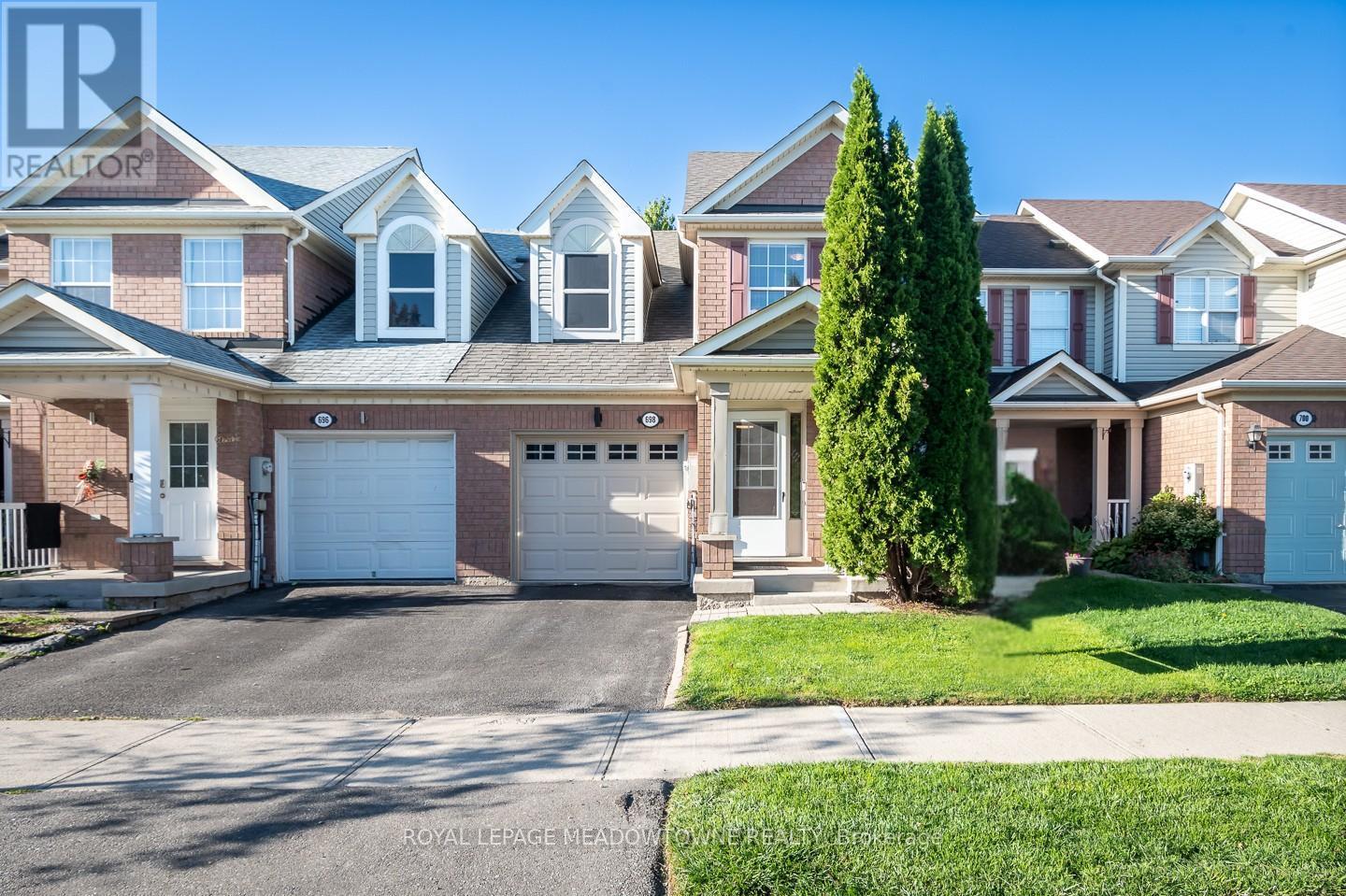 












698 EDWARDS AVENUE

,
Milton,




Ontario
L9T6B4

