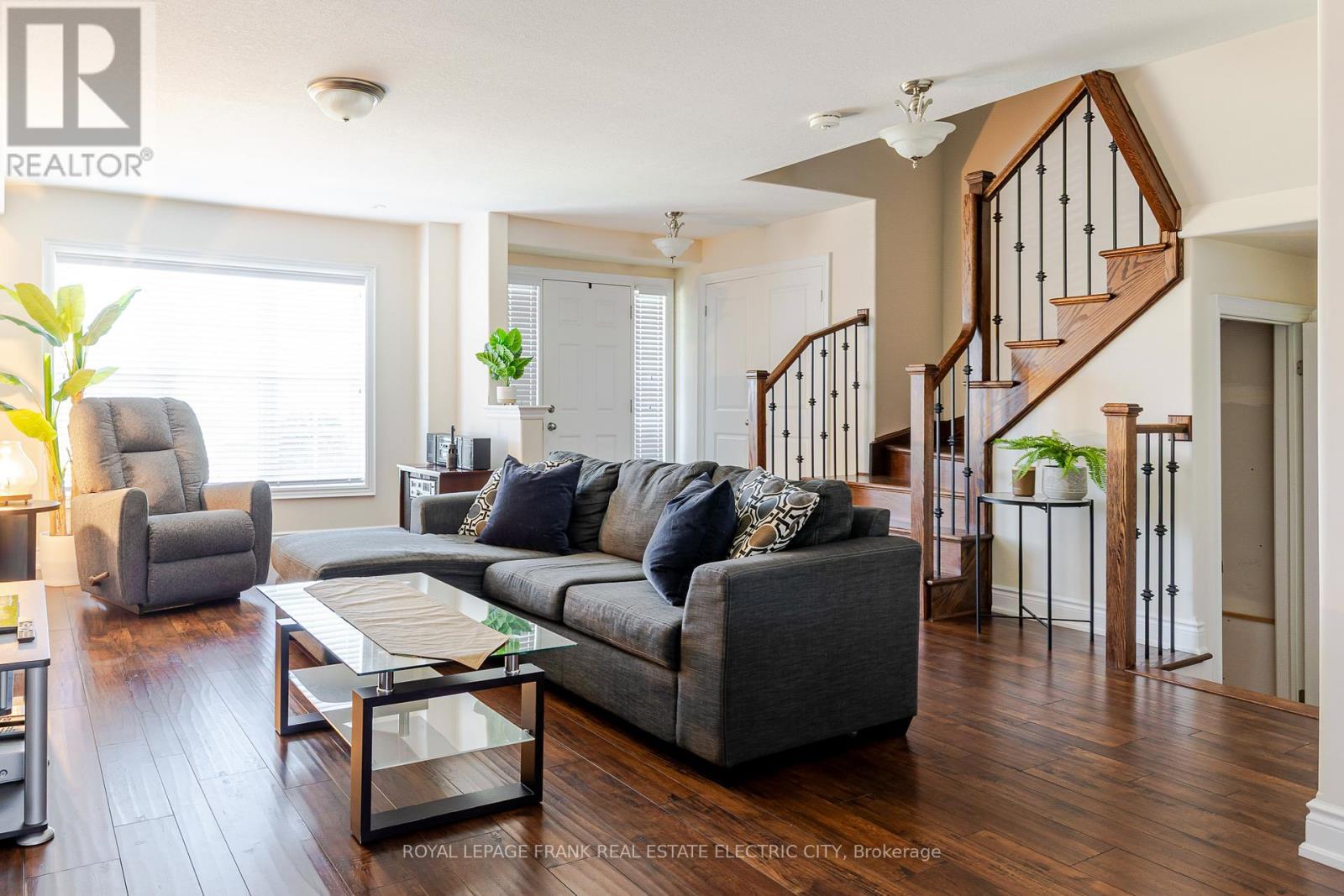 












849 BROADWAY BOULEVARD

,
Peterborough (Northcrest Ward 5),




Ontario
K9H0J1

