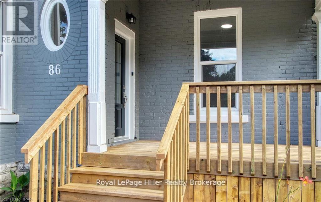 












86 SHAKESPEARE STREET

,
Stratford,




Ontario
N5A3W4

