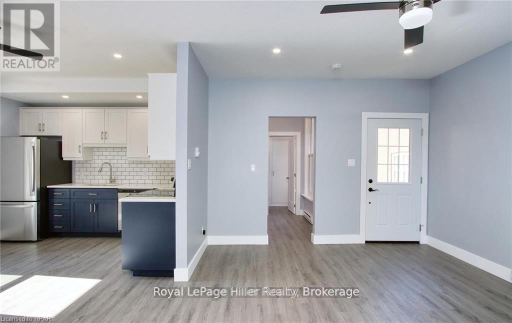 












86 SHAKESPEARE STREET

,
Stratford,




Ontario
N5A3W4

