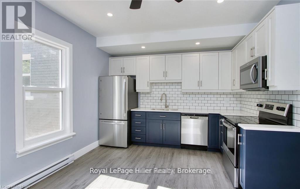 












86 SHAKESPEARE STREET

,
Stratford,




Ontario
N5A3W4

