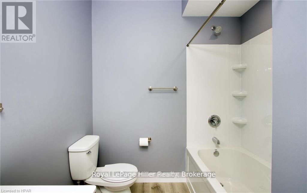 












86 SHAKESPEARE STREET

,
Stratford,




Ontario
N5A3W4

