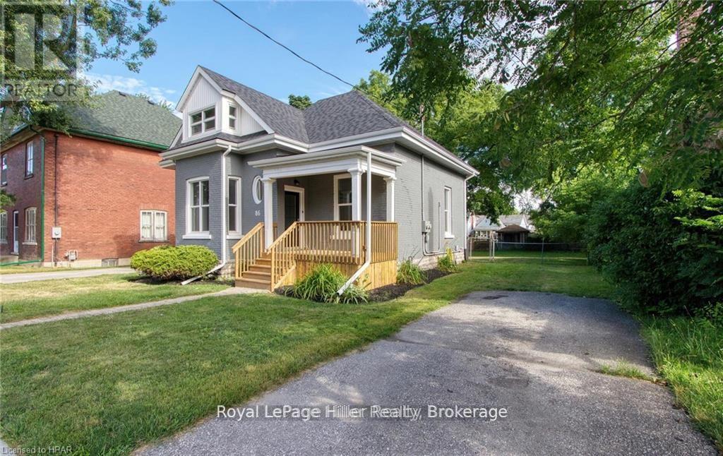 












86 SHAKESPEARE STREET

,
Stratford,




Ontario
N5A3W4

