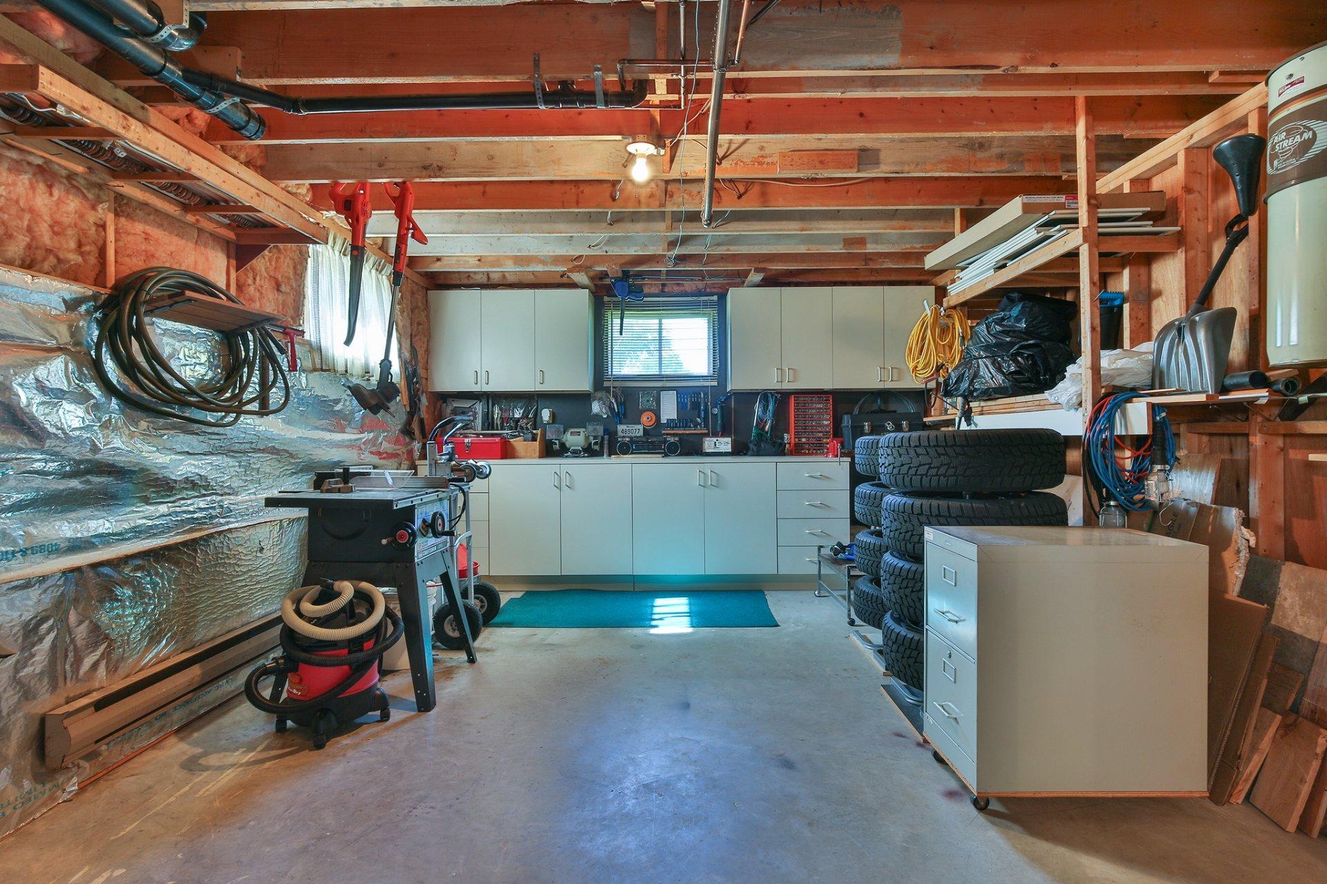 









16


Rue Blanche

,
Saint-Jean-sur-Richelieu,




QC
J2X5N1

