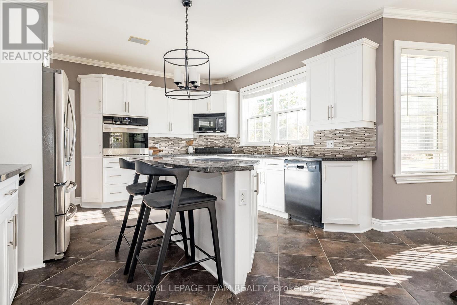 












38 MARCHVALE DRIVE

,
Ottawa,




Ontario
K2W1C2

