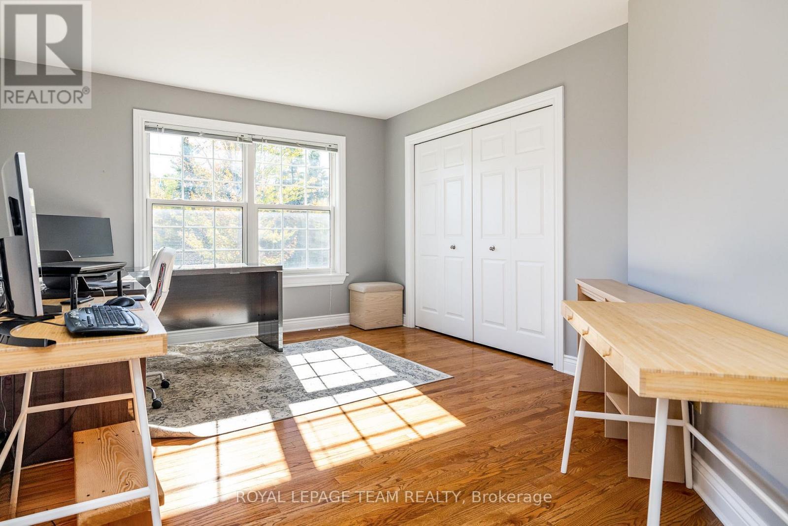 












38 MARCHVALE DRIVE

,
Ottawa,




Ontario
K2W1C2

