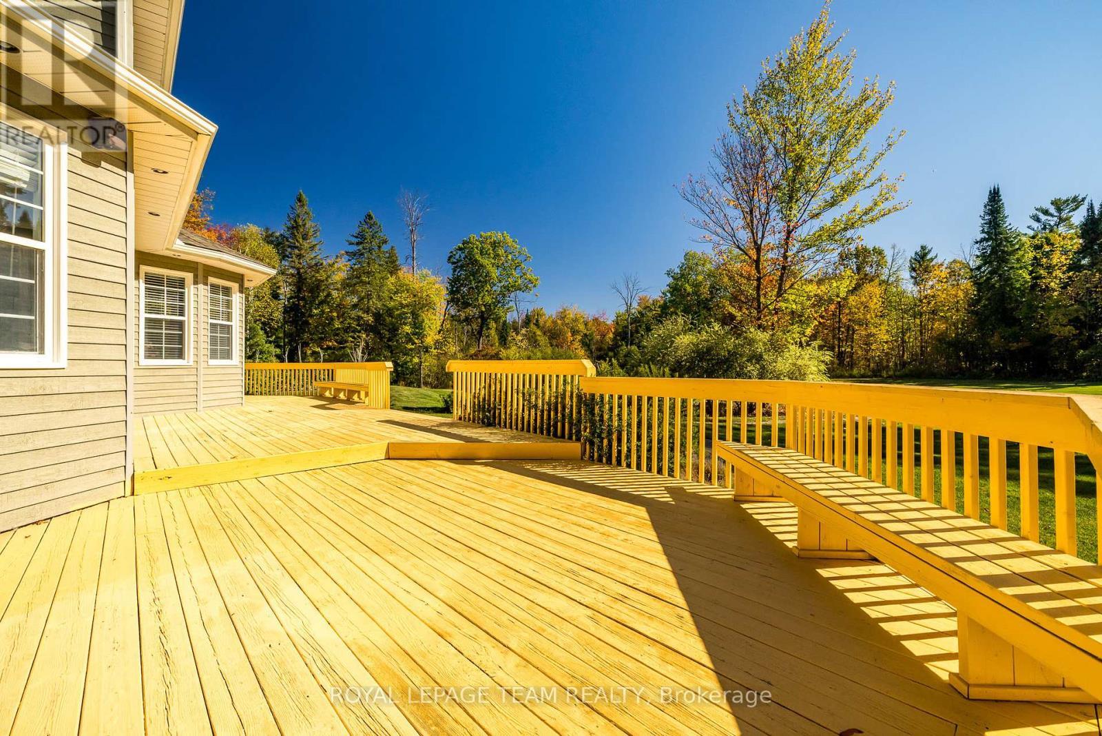 












38 MARCHVALE DRIVE

,
Ottawa,




Ontario
K2W1C2

