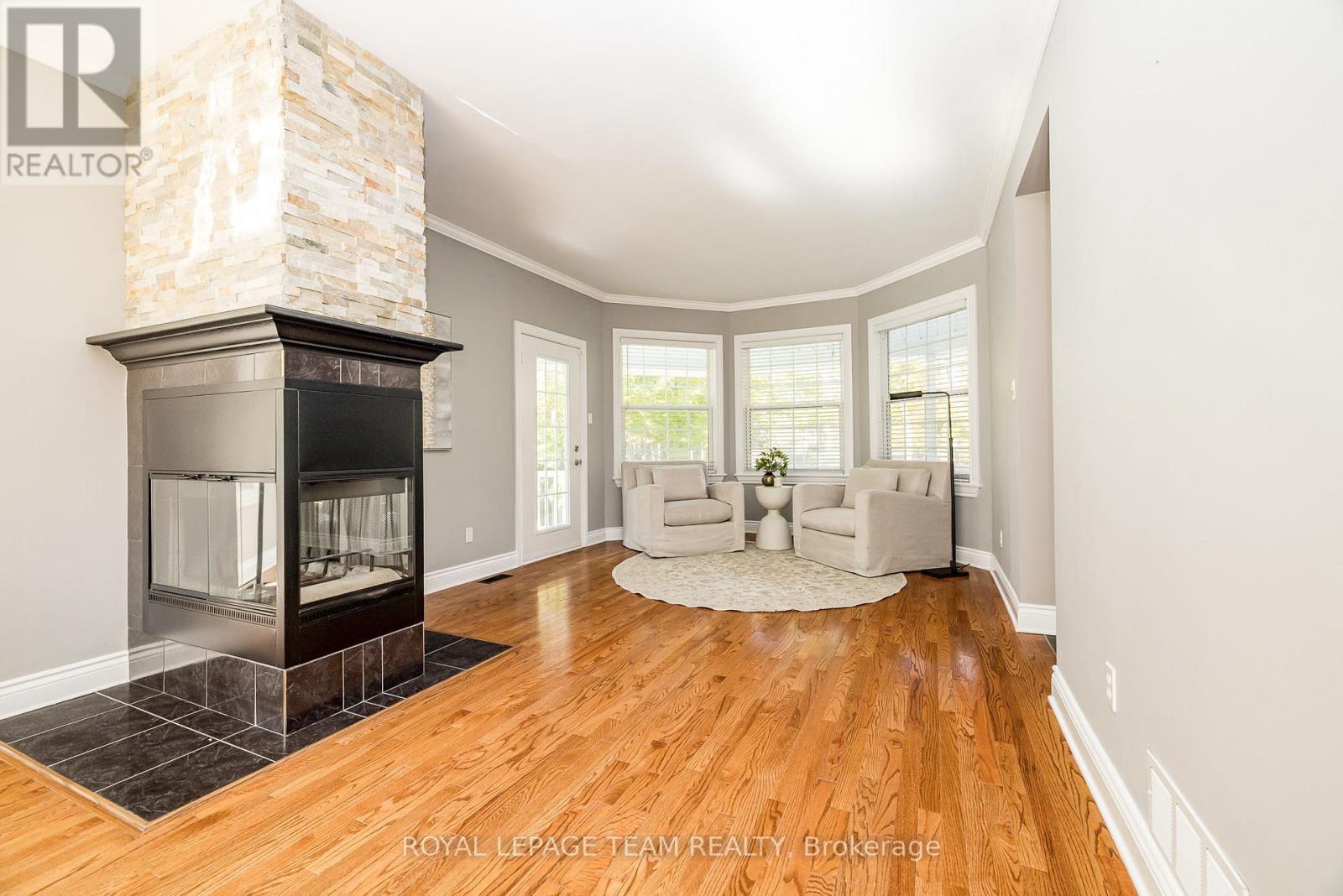 












38 MARCHVALE DRIVE

,
Ottawa,




Ontario
K2W1C2

