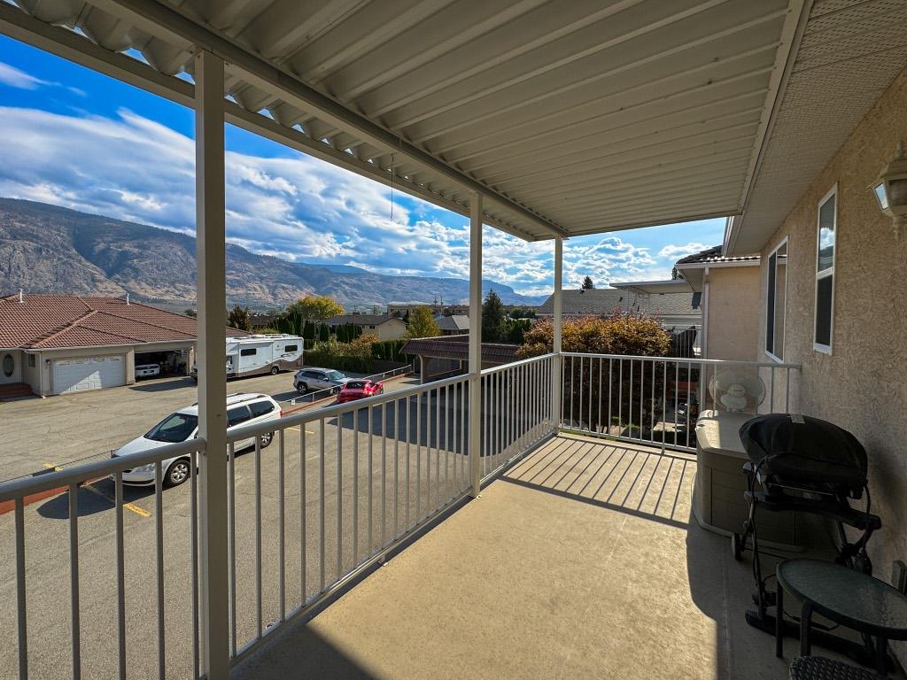 









2


Royal Ann

Court, 11,
Osoyoos,




BC
V0H 1V2

