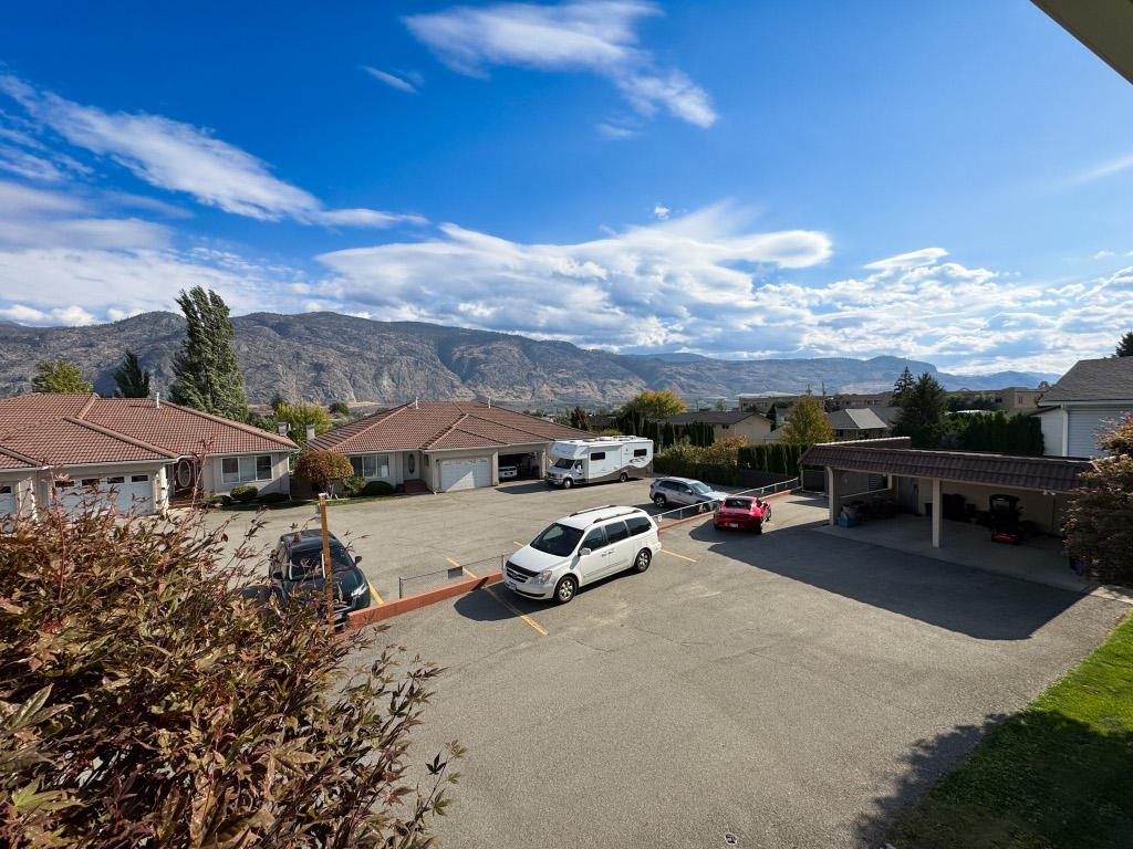 









2


Royal Ann

Court, 11,
Osoyoos,




BC
V0H 1V2

