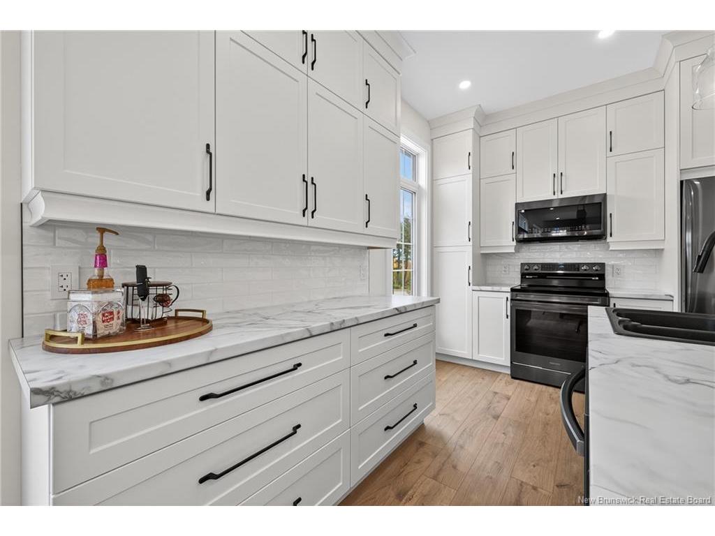 









100


Bella

LANE,
Nepisiguit Falls,




NB
E2A 6W7

