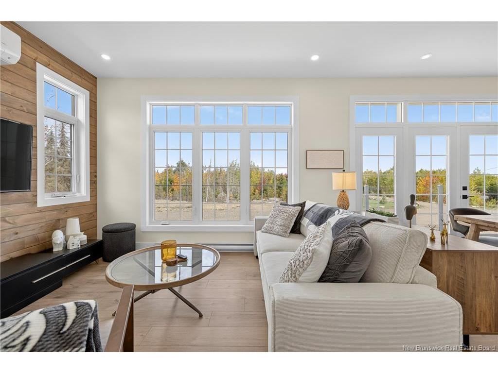 









100


Bella

LANE,
Nepisiguit Falls,




NB
E2A 6W7

