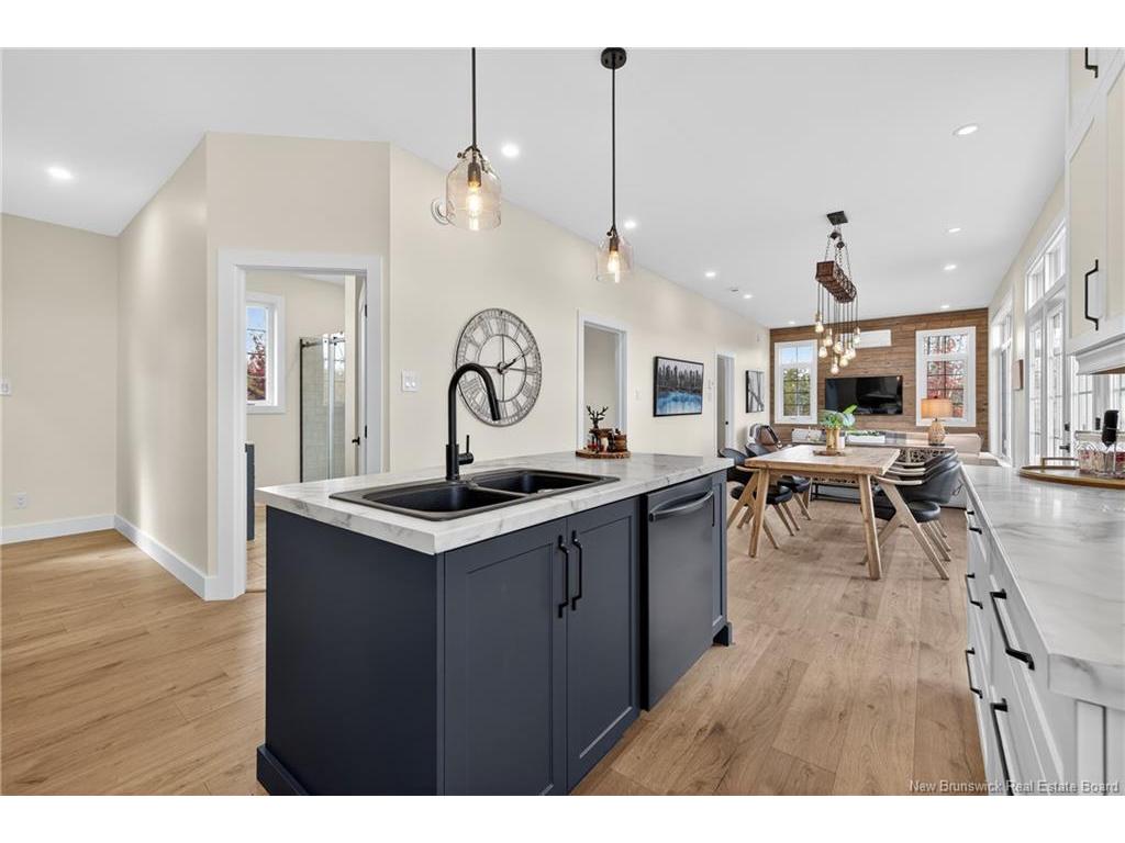 









100


Bella

LANE,
Nepisiguit Falls,




NB
E2A 6W7


