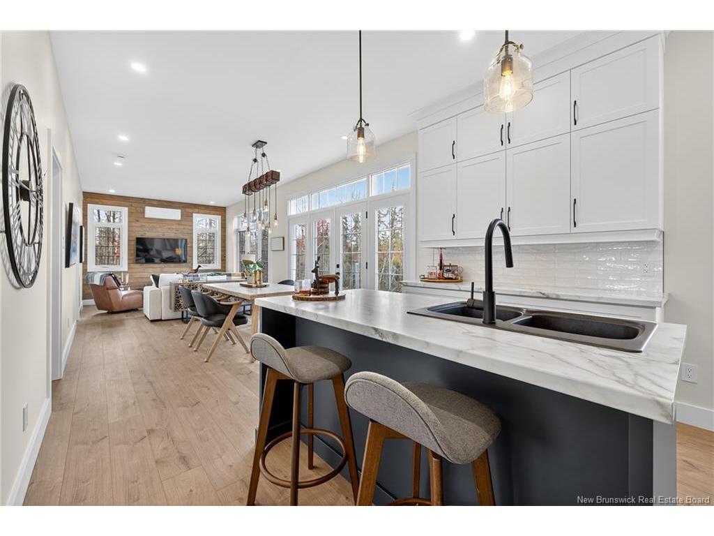 









100


Bella

LANE,
Nepisiguit Falls,




NB
E2A 6W7

