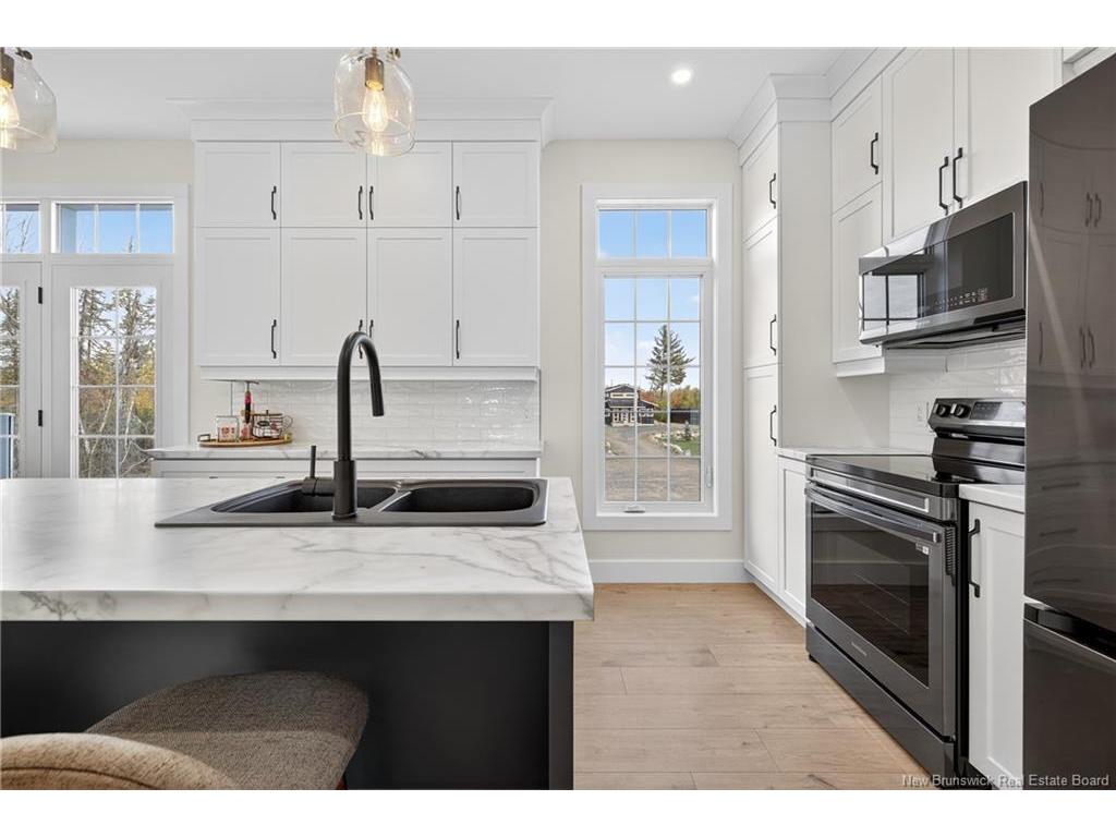 









100


Bella

LANE,
Nepisiguit Falls,




NB
E2A 6W7

