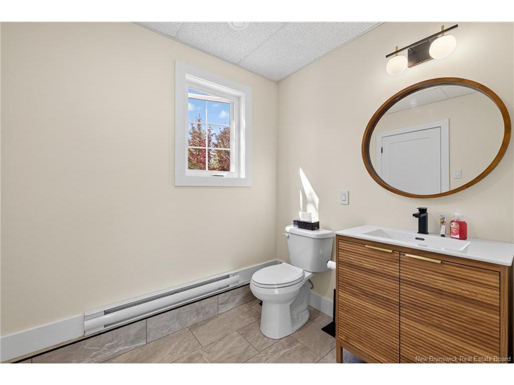









100


Bella

LANE,
Nepisiguit Falls,




NB
E2A 6W7

