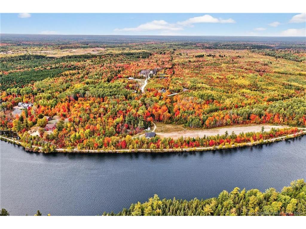 









100


Bella

LANE,
Nepisiguit Falls,




NB
E2A 6W7

