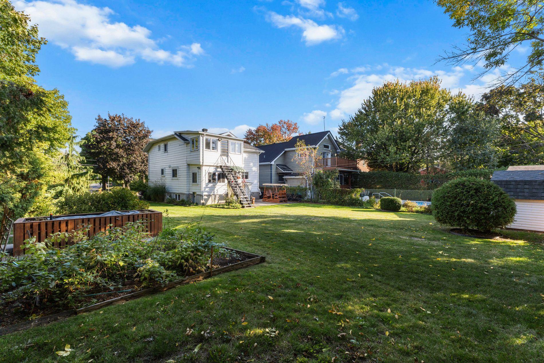 









42


Av. Bélanger

,
Montréal (LaSalle),




QC
H8R3K6

