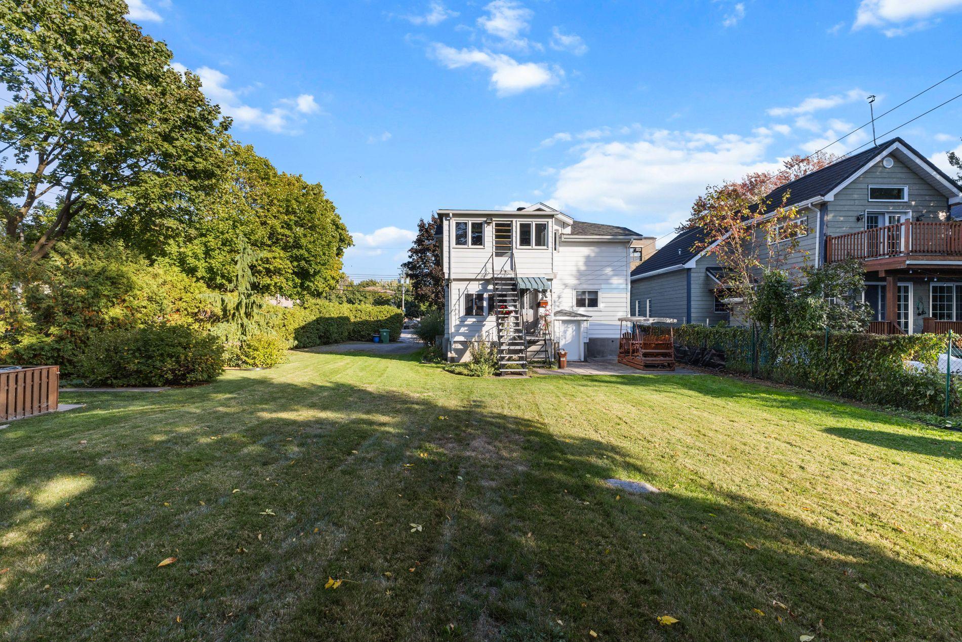 









42


Av. Bélanger

,
Montréal (LaSalle),




QC
H8R3K6

