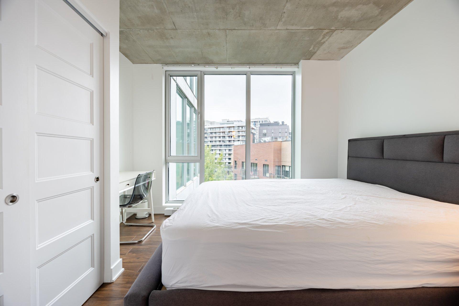 









190


Rue Murray

, 916,
Montréal (Le Sud-Ouest),




QC
H3C2C7

