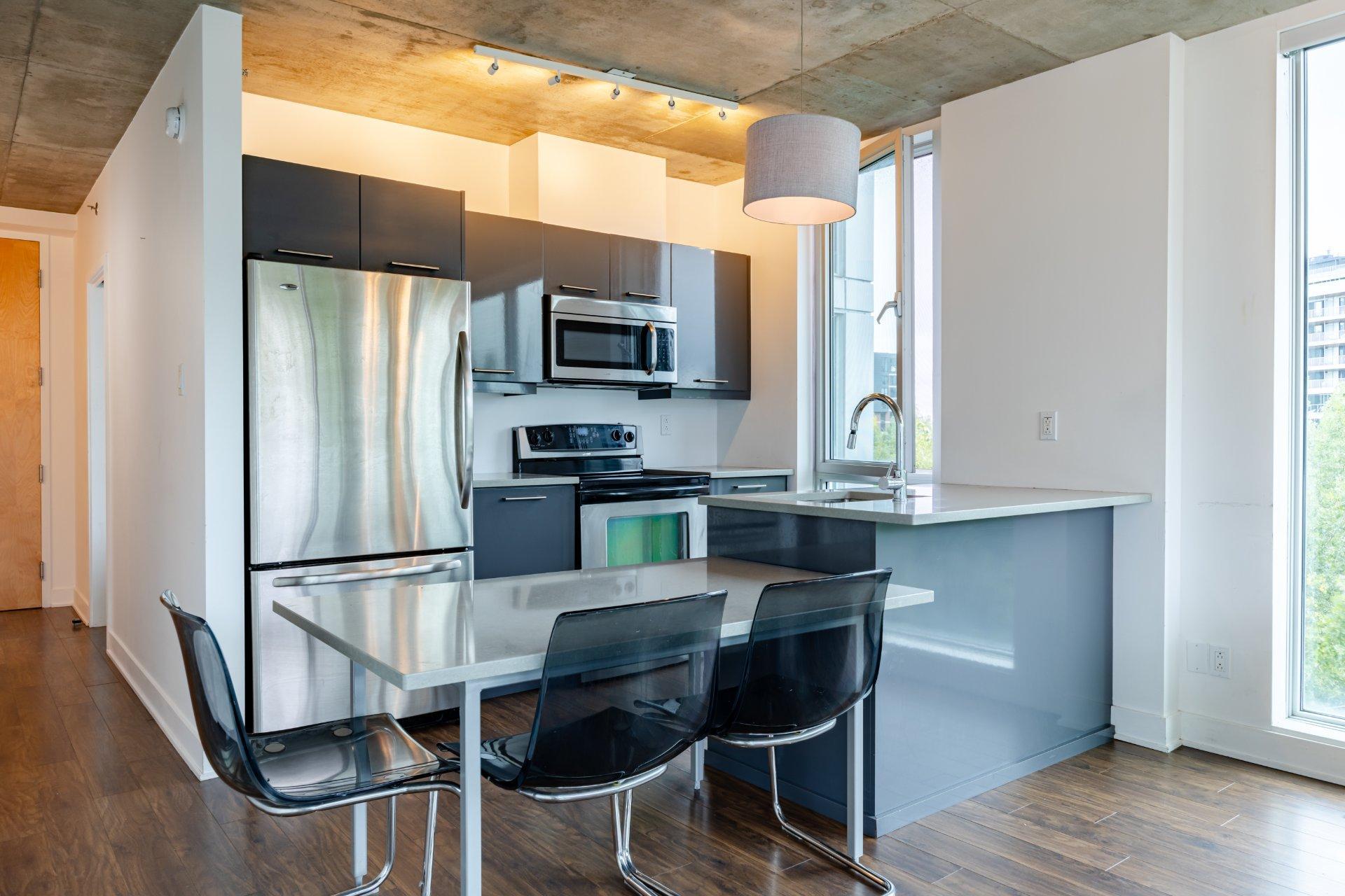 









190


Rue Murray

, 916,
Montréal (Le Sud-Ouest),




QC
H3C2C7

