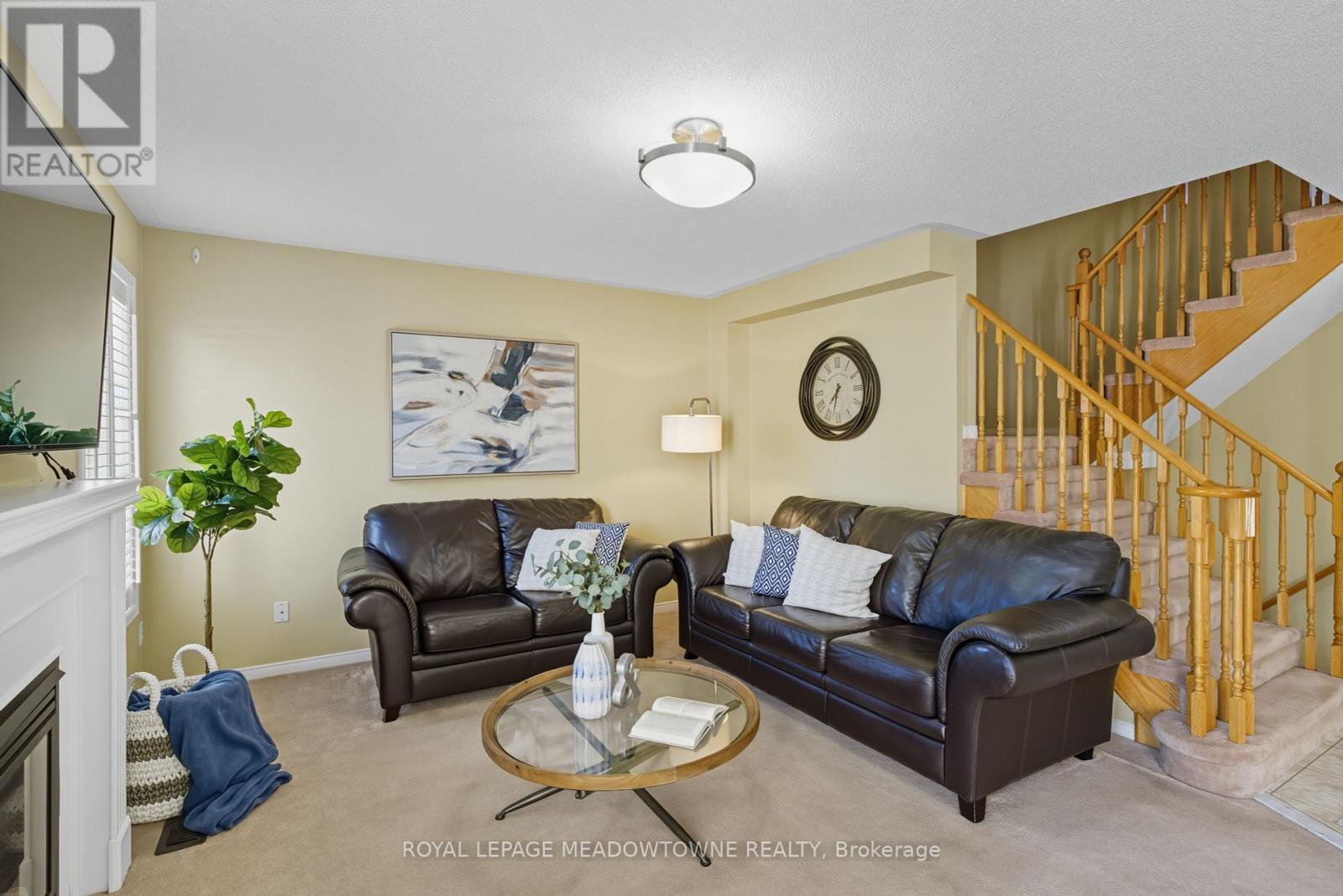 












1220 TURNER DRIVE

,
Milton,




Ontario
L9T5R6

