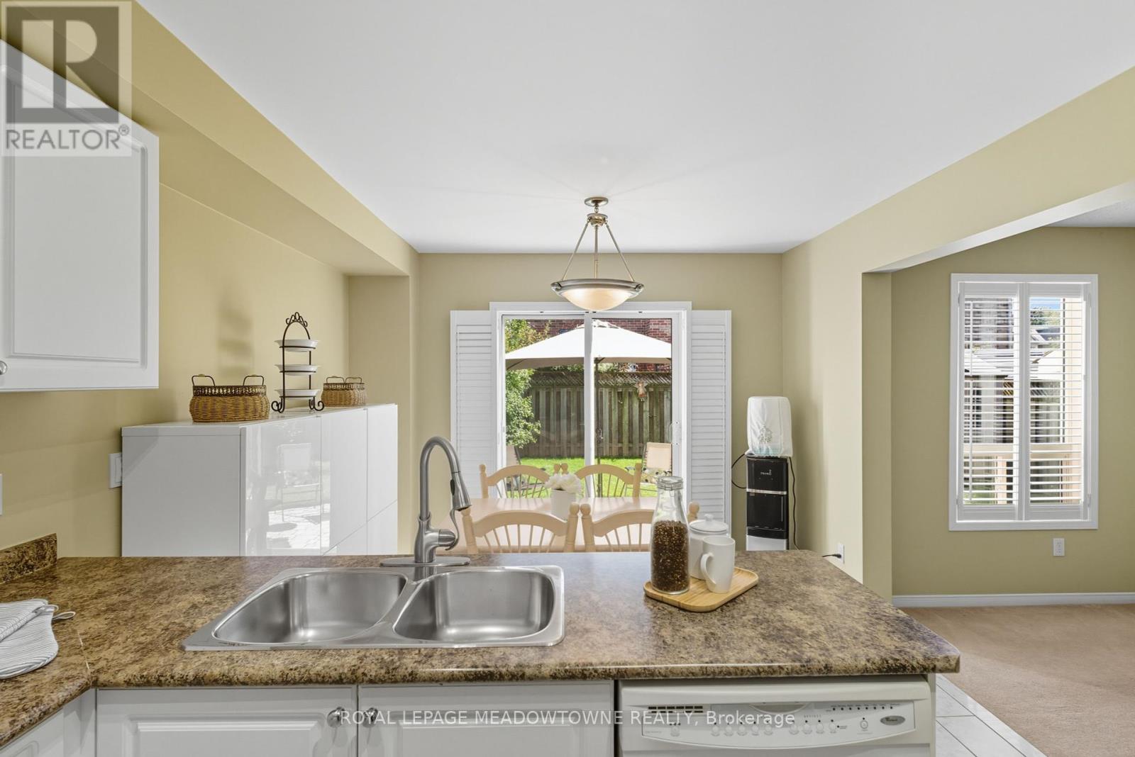 












1220 TURNER DRIVE

,
Milton,




Ontario
L9T5R6

