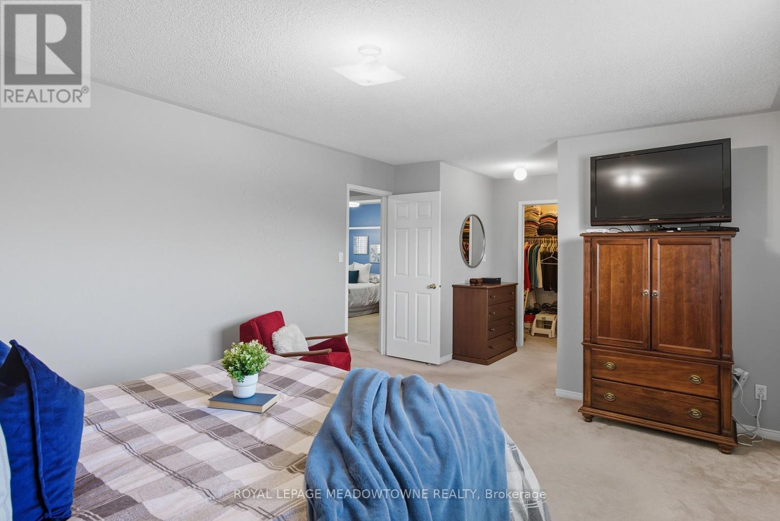 












1220 TURNER DRIVE

,
Milton,




Ontario
L9T5R6

