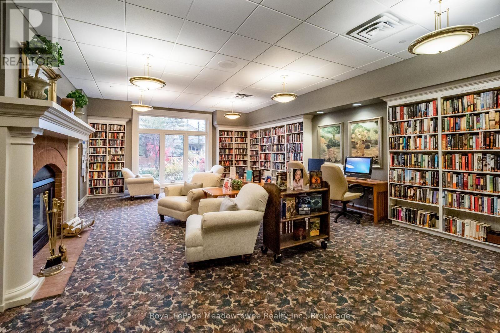 












20 ARBORDALE WALK

,
Guelph (Village By The Arboretum),




Ontario
N1C4X7

