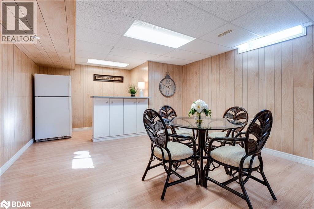 












20 ARBORDALE Walk

,
Guelph,




Ontario
N1C4X7

