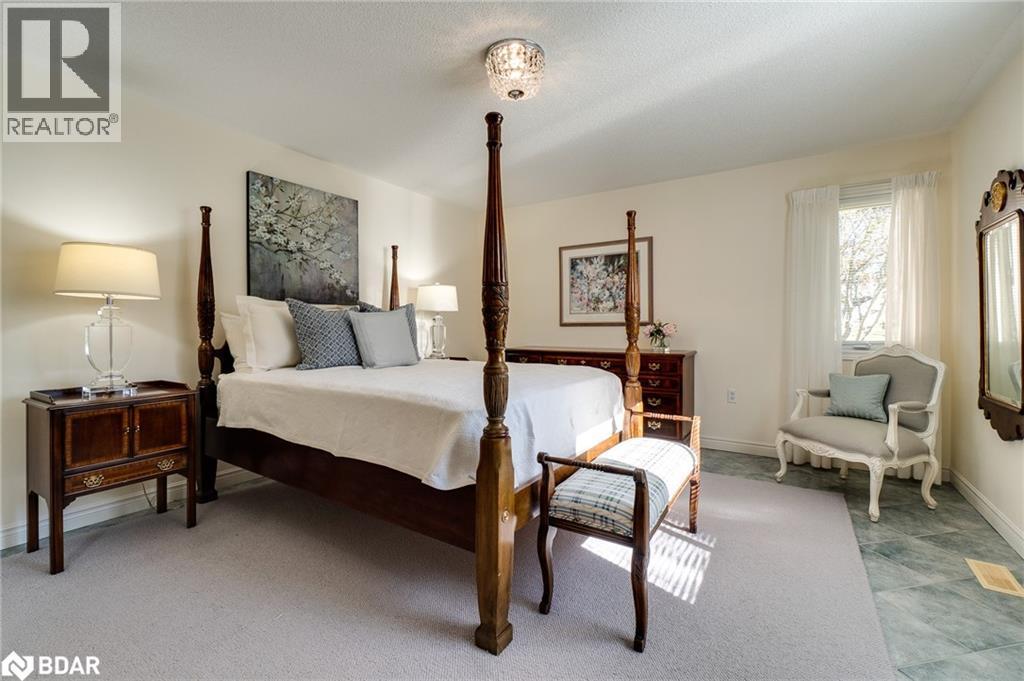 












20 ARBORDALE Walk

,
Guelph,




Ontario
N1C4X7

