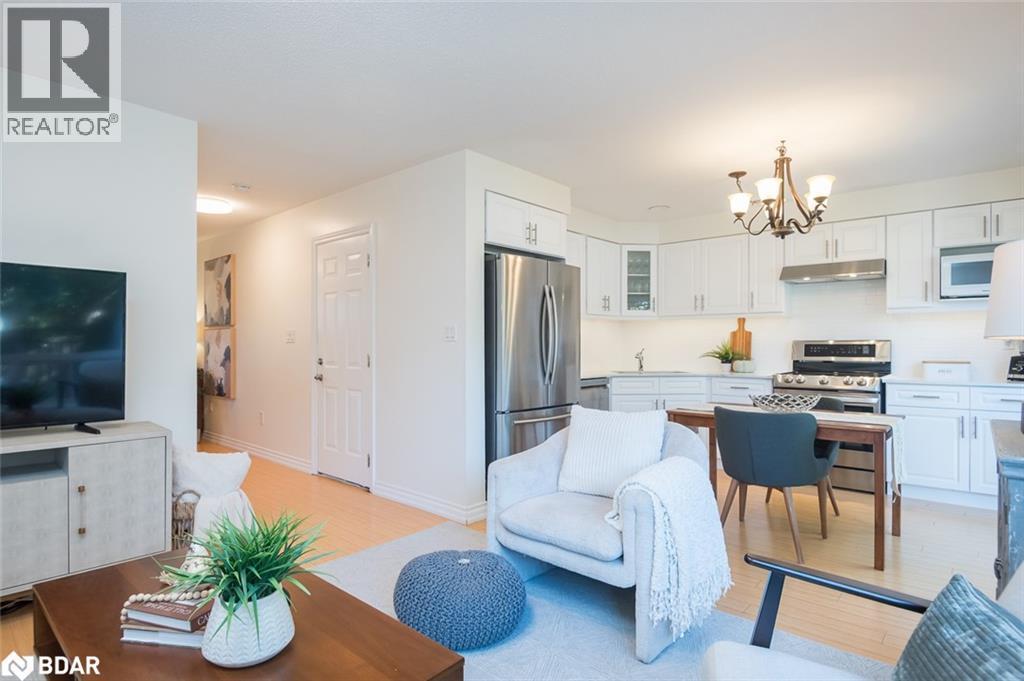 












698 EDWARDS Avenue

,
Milton,




Ontario
L9T6B4

