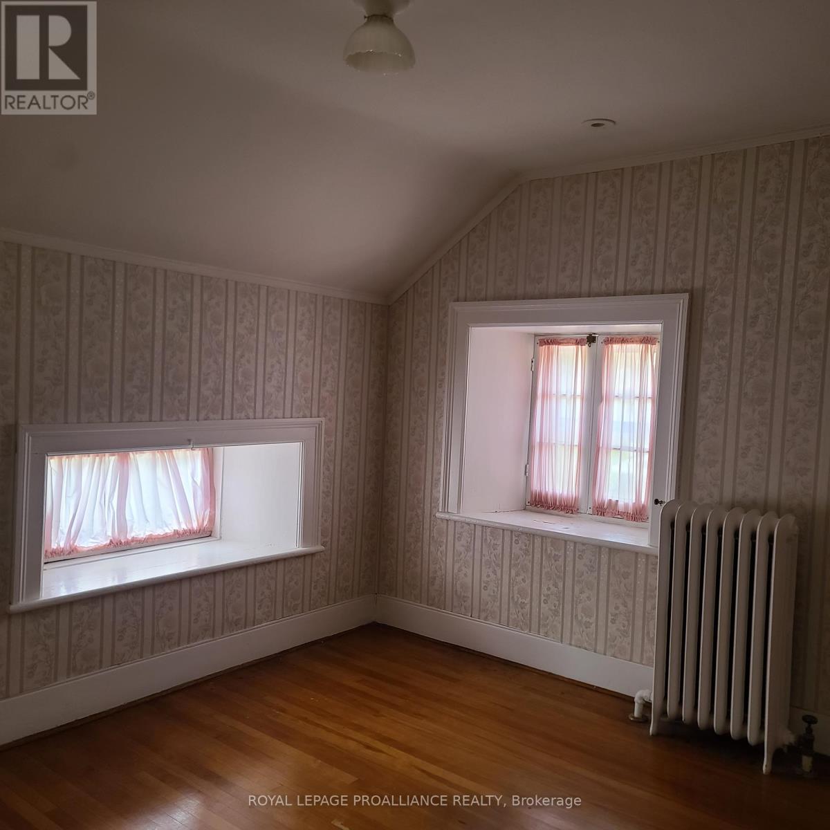 












634 HENRY STREET W

,
Prescott,




Ontario
K0E1T0

