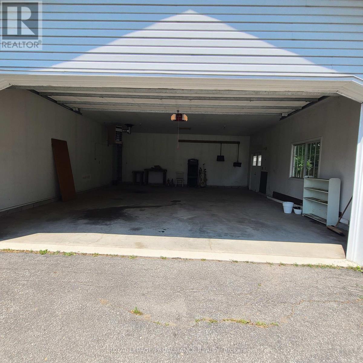 












634 HENRY STREET W

,
Prescott,




Ontario
K0E1T0

