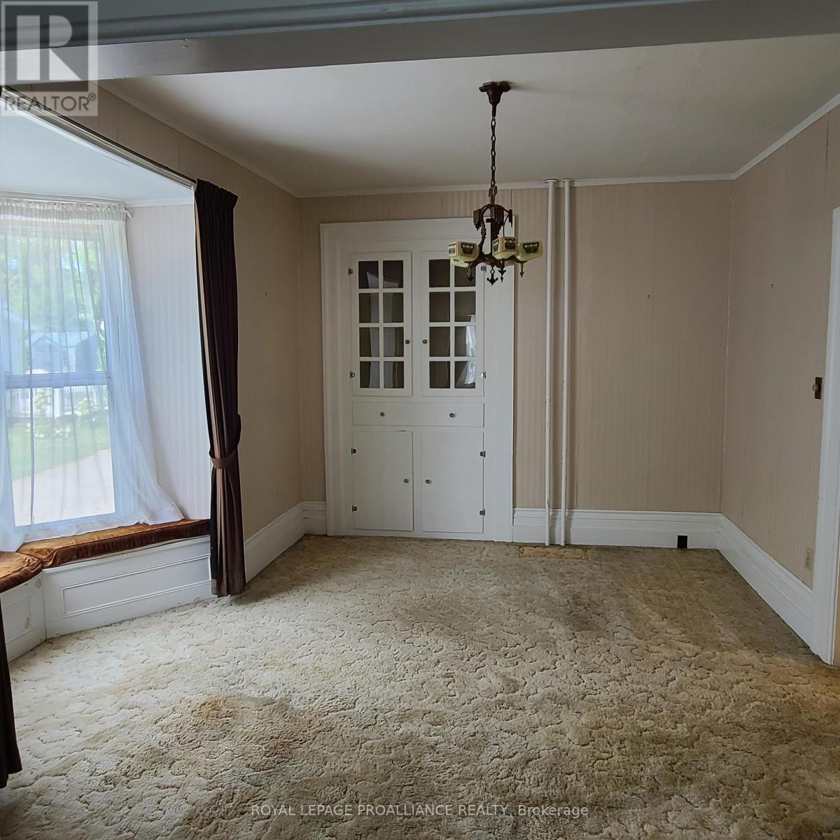 












634 HENRY STREET W

,
Prescott,




Ontario
K0E1T0

