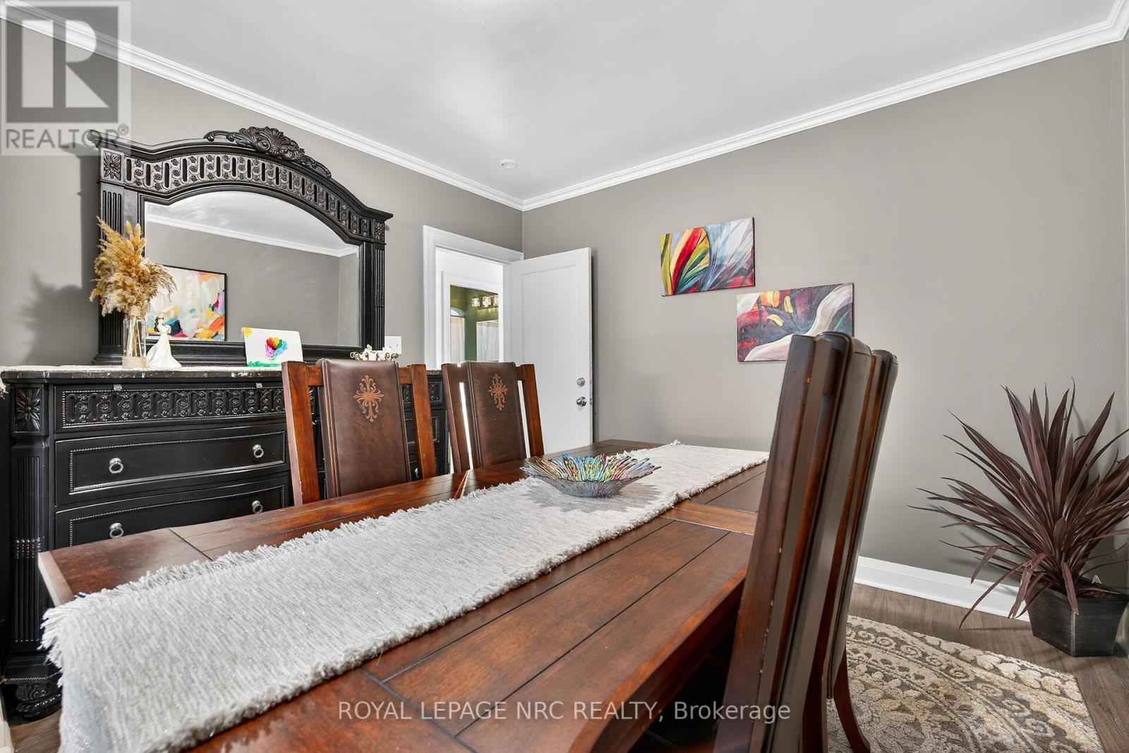 












199 WEST 2ND STREET

,
Hamilton,




Ontario
L9C3G2

