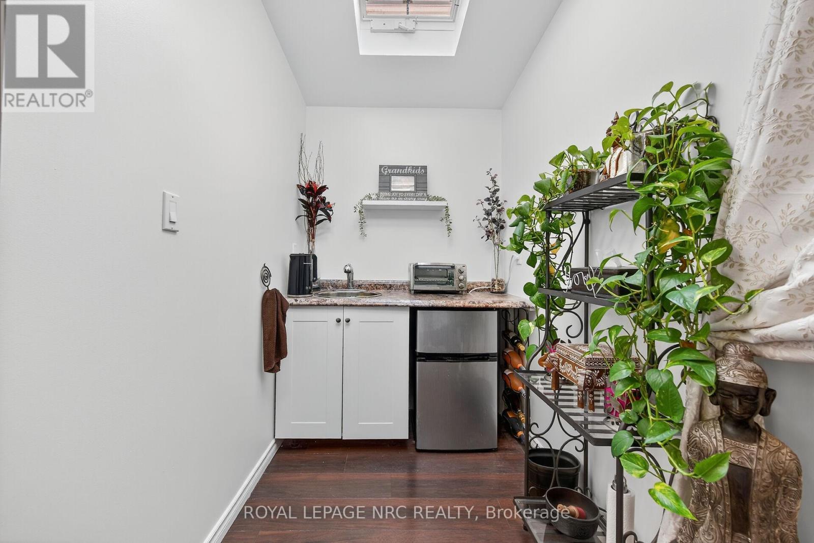 












199 WEST 2ND STREET

,
Hamilton,




Ontario
L9C3G2

