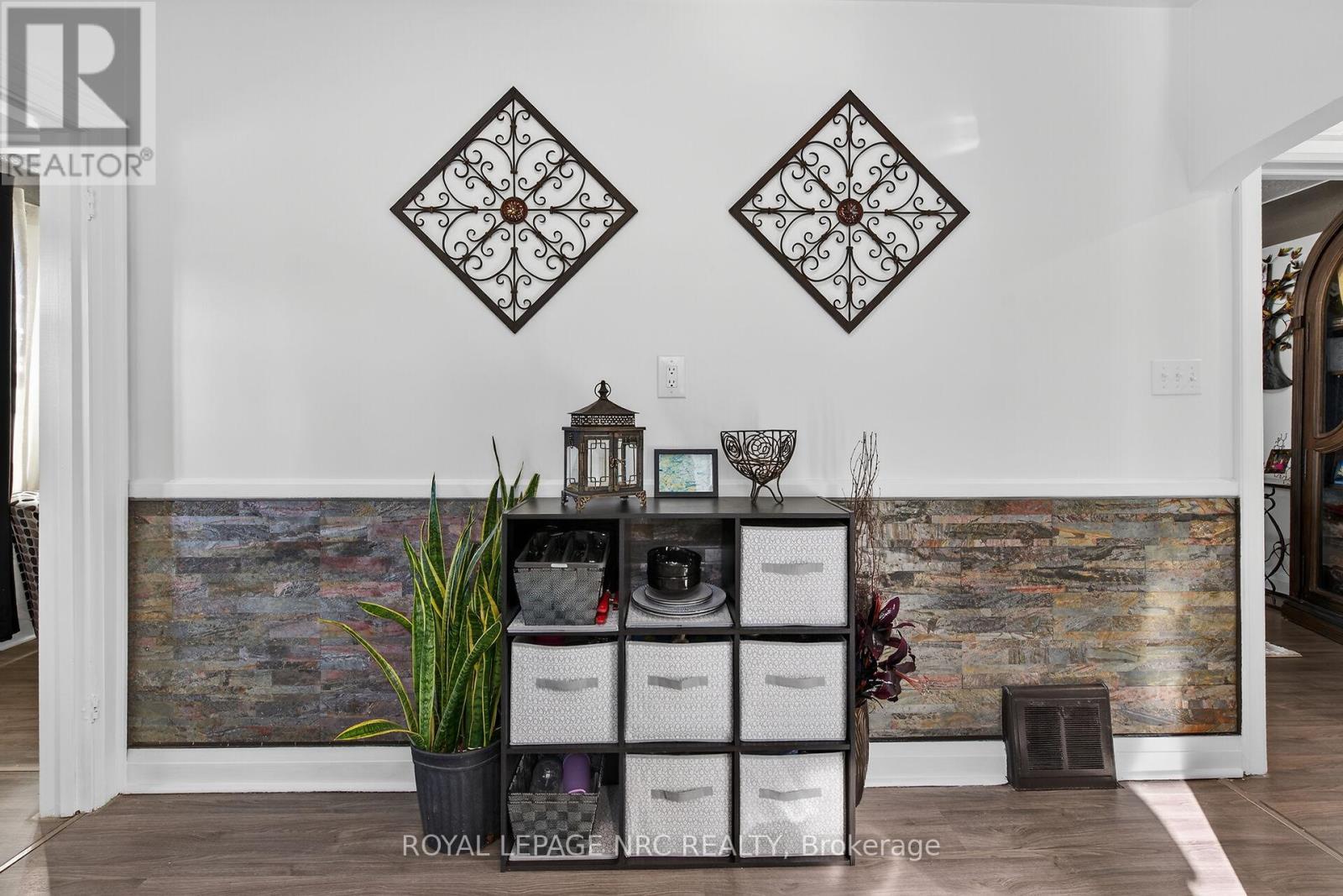 












199 WEST 2ND STREET

,
Hamilton,




Ontario
L9C3G2

